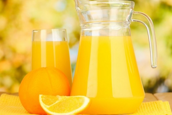 Натуральный апельсиновый сок по-домашнему