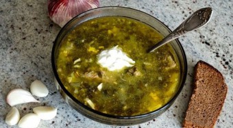 Зеленый суп с щавелем и яйцом: рецепты и методики приготовления