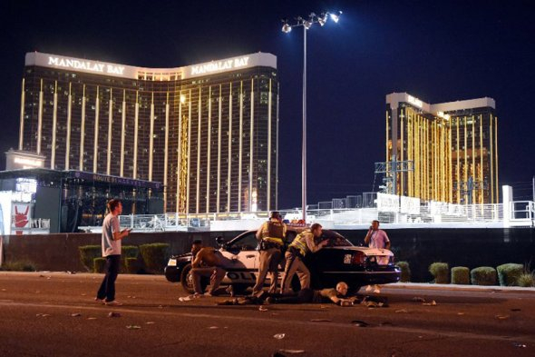 В результате стрельбы в Лас-Вегасе погибли 50 человек, еще 200 ранены