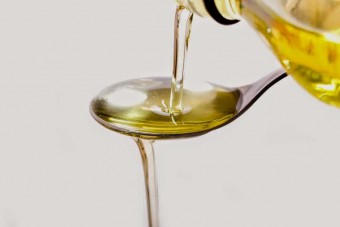 Сосание масла – польза и вред при диабете, противопоказание