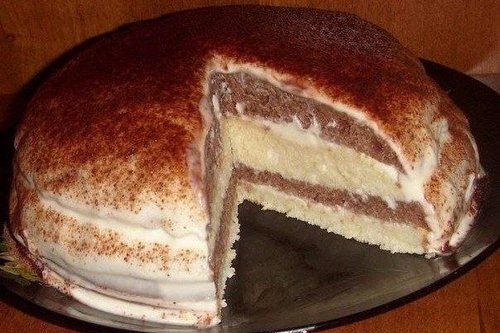 Легкий торт на кефире со сметанным кремом