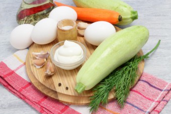 Омлет с кабачками: готовим полезное и быстрое блюдо на завтрак
