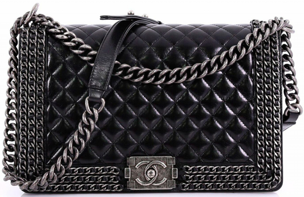 Почему сейчас надо покупать сумки Chanel и Fendi