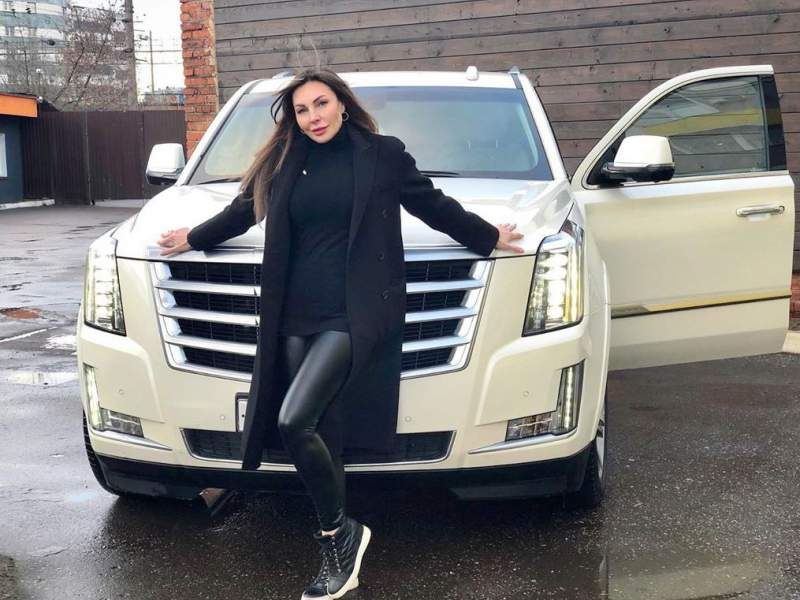 Новости дня: Бочкарева продает автомобиль, на котором перевозила наркотики