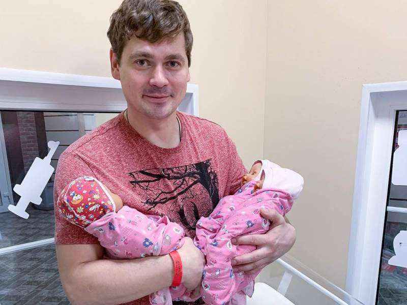 Новости дня: Актер Александр Пашков рассказал, как бросил жену с тремя детьми
