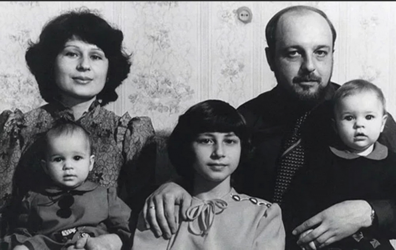 Новости дня: Отец Натальи Подольской погиб, пытаясь спасти дочь