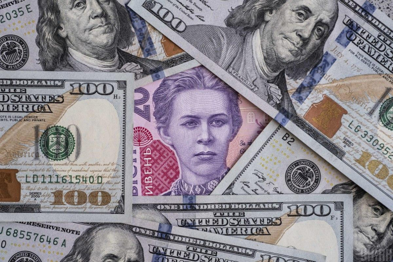 В Украине новый курс доллара
