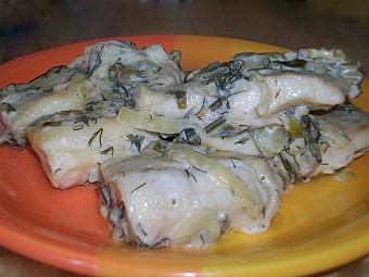 Рыба в сметанном соусе: лучшие рецепты с пошаговой инструкцией 