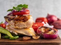 Куриная грудка с болгарским перцем