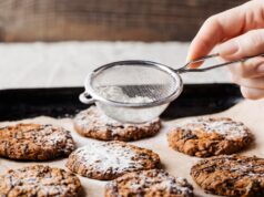 Овсяное печенье из хлопьев: простой рецепт