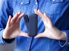 Включение флешки на колонке JBL