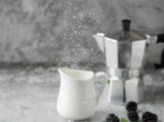 Манник на кефире с мукой: простой рецепт