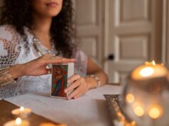 Гадание Таро онлайн: правда или миф?