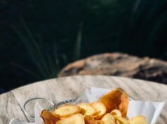 Домашние чипсы из картофеля в духовке