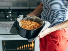 Шарлотка в мультиварке: возможно ли приготовить?