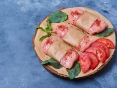 Рулет из шейки свинины с начинкой