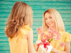 Поздравления для дочери подруги на день рождения