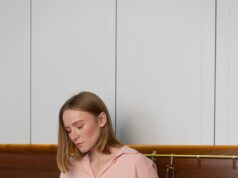 Чешется живот: приметы для женщин