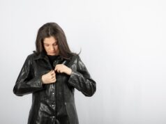 Кровь на одежде во сне: толкование символа